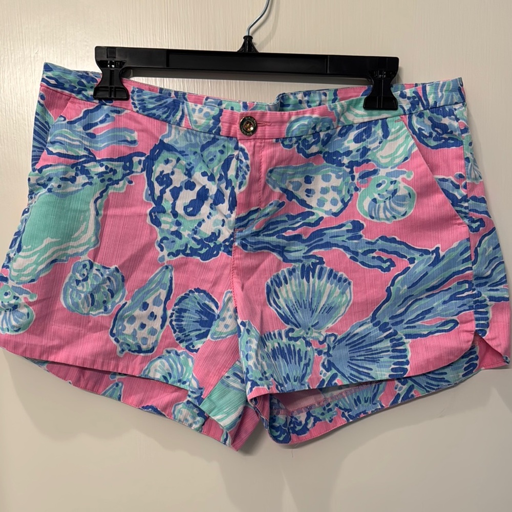 Lily Pulitzer Shorts size 12.